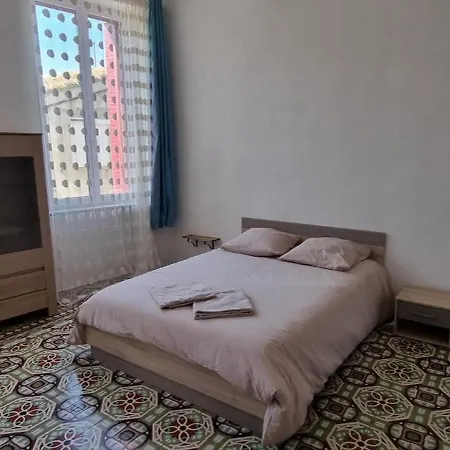 Maison De 8 A 15 Pers A Proximite Du Canal Du Midi